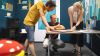 Teams tauchen in eine Thriller‑Story ein, lösen unter Zeitdruck KI‑Challenges. (Quelle: Fraunhofer FIT)