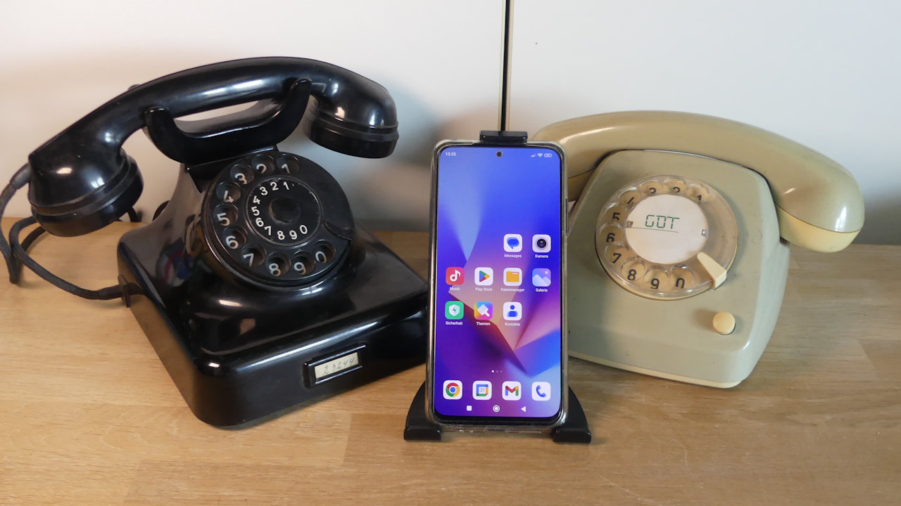 Die direkte Kommunikation via Telefon ist nicht mehr so beliebt wie früher. Viele schicken lieber Textnachrichten. (Quelle. hiz)